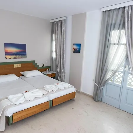 Aparthotel Helen 2*